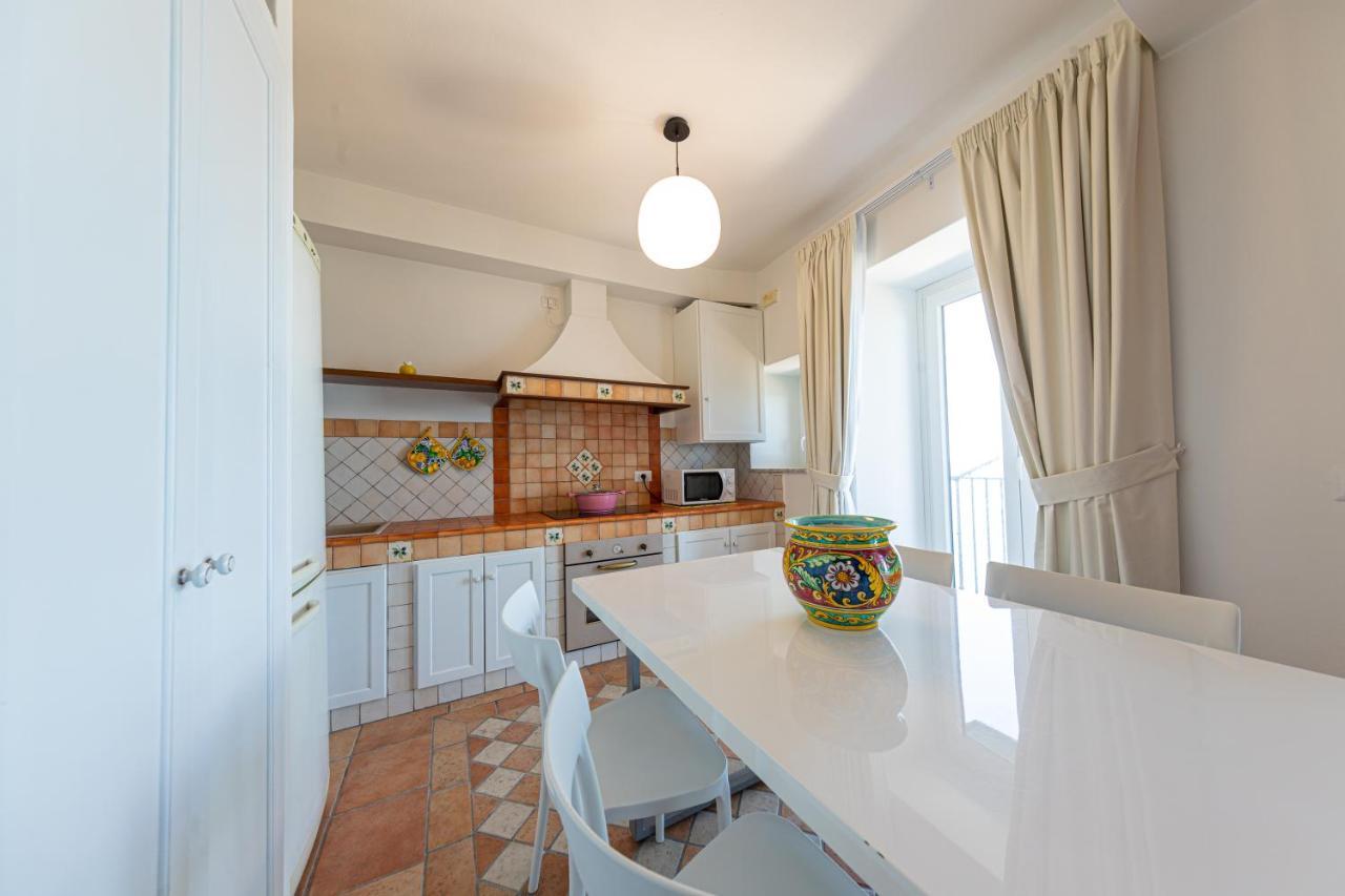 Cathena Holiday Cefalu Exterior photo